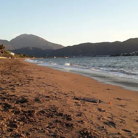 Ξενοδοχείο Hera Beach Hotel Gcr