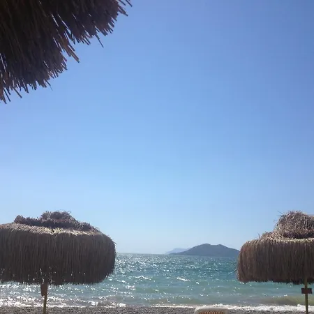 Ξενοδοχείο Hera Beach Hotel Gcr